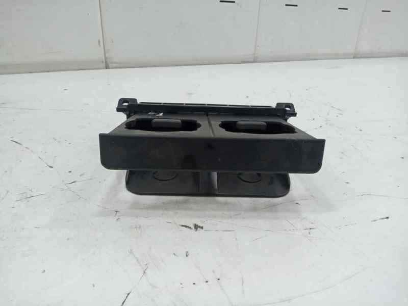 Posavasos fuso canter 3s13   |   01.13 